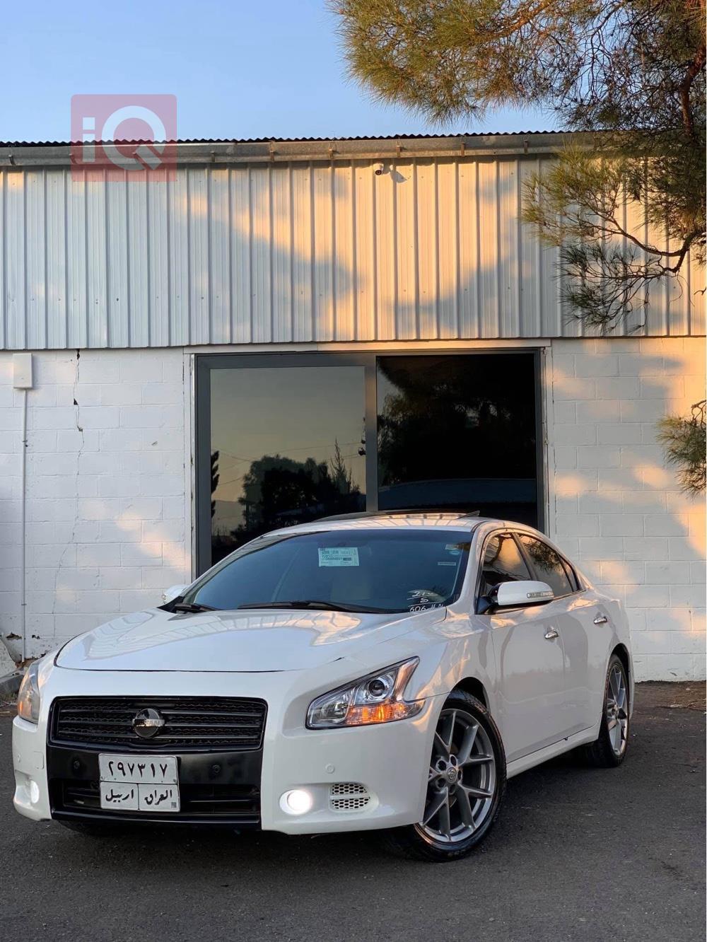 Nissan Maxima